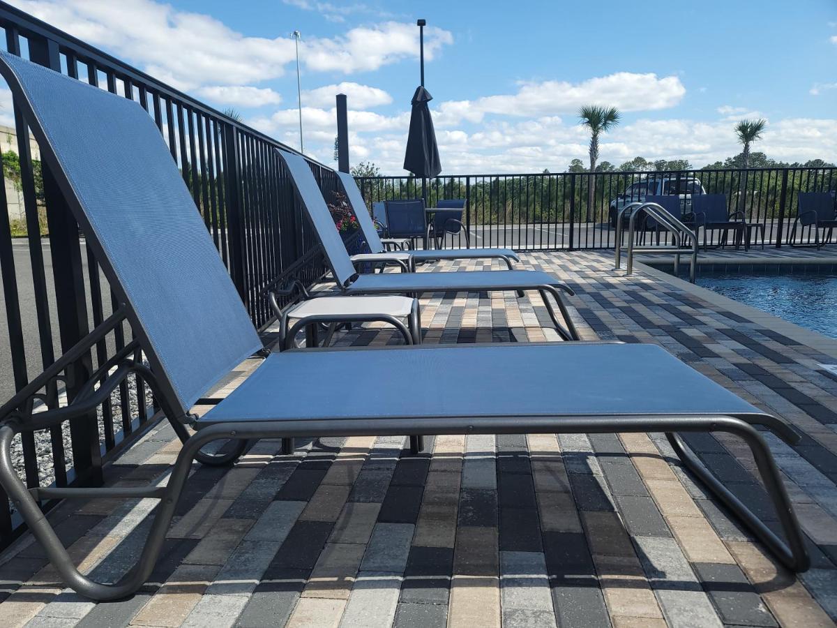 Comfort Inn & Suites Jacksonville - Orange Park Near Naval Air Station Экстерьер фото