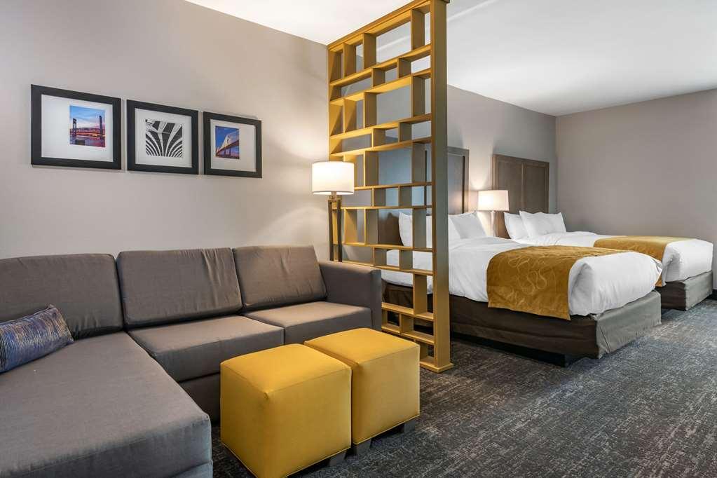 Comfort Inn & Suites Jacksonville - Orange Park Near Naval Air Station Номер фото