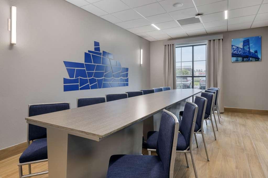Comfort Inn & Suites Jacksonville - Orange Park Near Naval Air Station Удобства фото